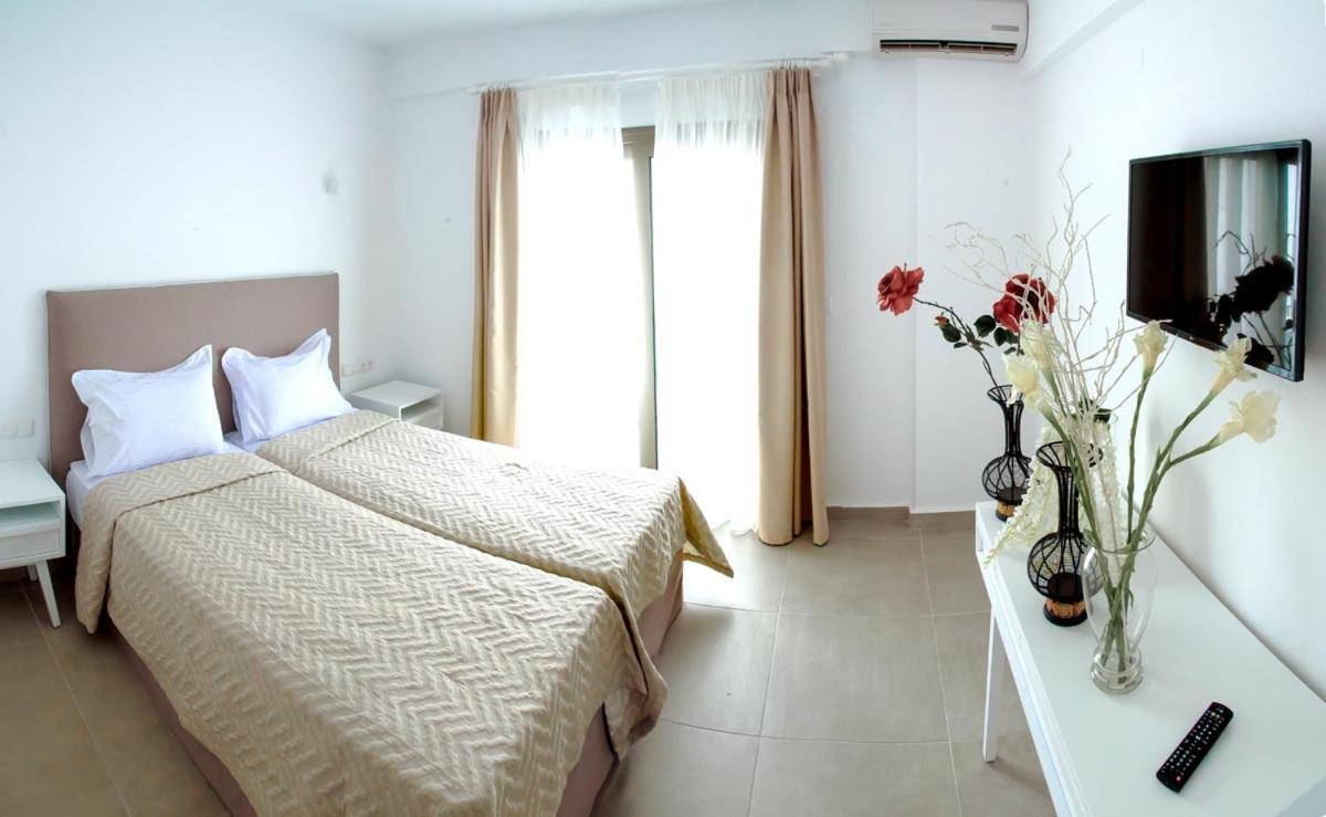 Stavros Beach Hotel Экстерьер фото