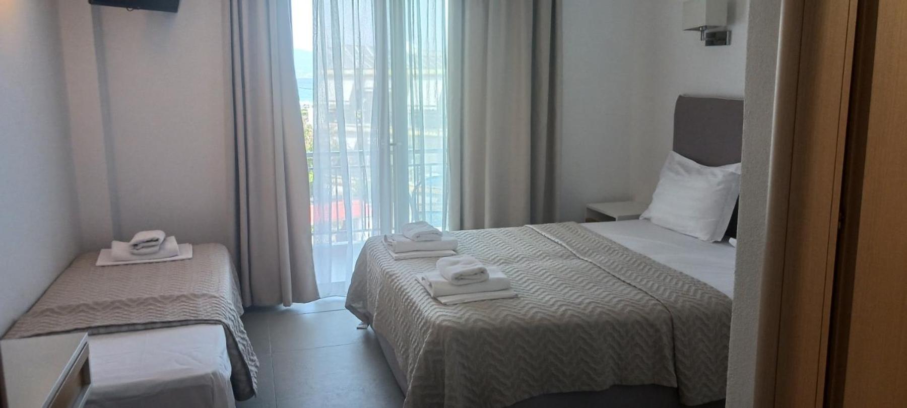 Stavros Beach Hotel Экстерьер фото
